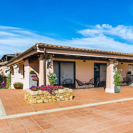 Relais Il Corallo Porto San Paolo  Exterior photo